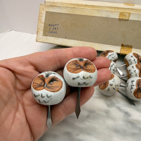 Vintage '72 Fitz & Floyd Owl Corn Holders 4 Pair Japan Pottery whimsical‎ w/ box - Picture 7 of 16
